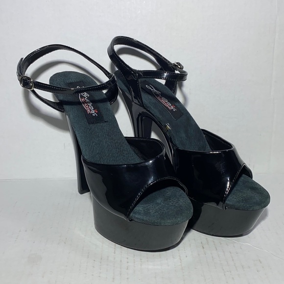 LOVER’S LANE PLATFORM HEELS - STILETTOS - Picture 1 of 6